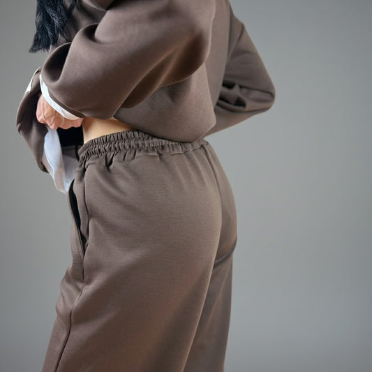 Кафяв комплект с широк крачол